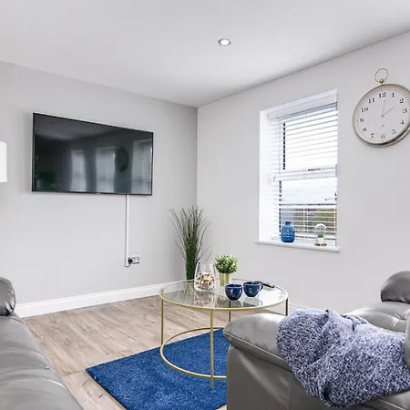 Luxury Stay, Private, Parking, Jq Gem- Pluxa Blue Marble Luxury Apartment