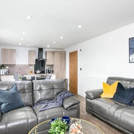 Luxury Stay, Private, Parking, Jq Gem- Pluxa Blue Marble Luxury Birmingham